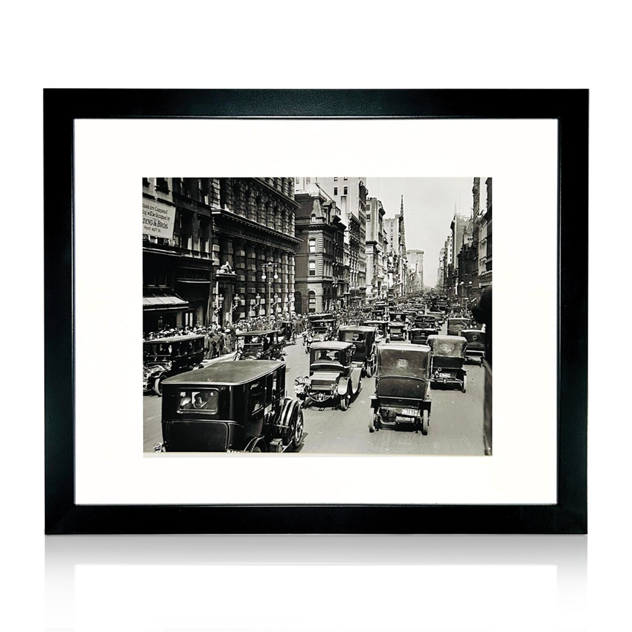iFrame 18” x 22” Black Framed New York City Fifth Avenue Skyline Print Framed Art Work For Wall Decor With Photo Mat | NYC Skyline Wall Art | Black And White Picture Wall Art Decor
